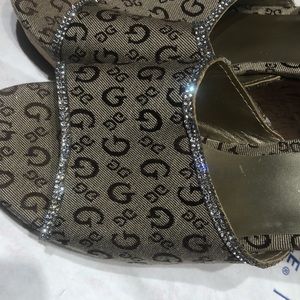 Guess wedges size 7.5